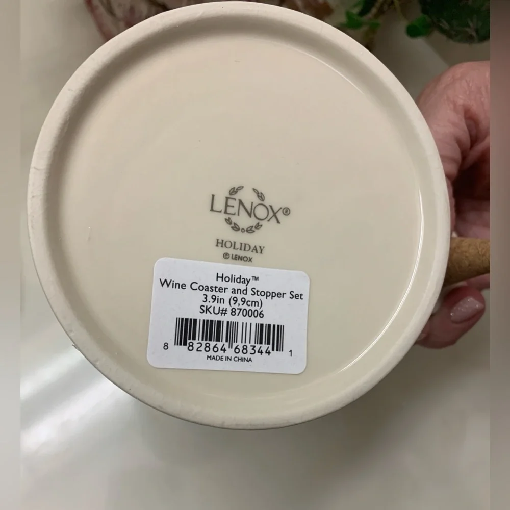 Lenox Holiday Wine Coaster & Stopper Holly and Berry Christmas Set
